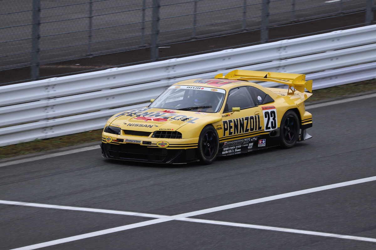 PENNZOIL NISMO GT-R (1998 JGTC)