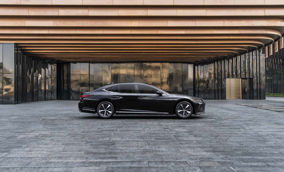 2021 LEXUS LS