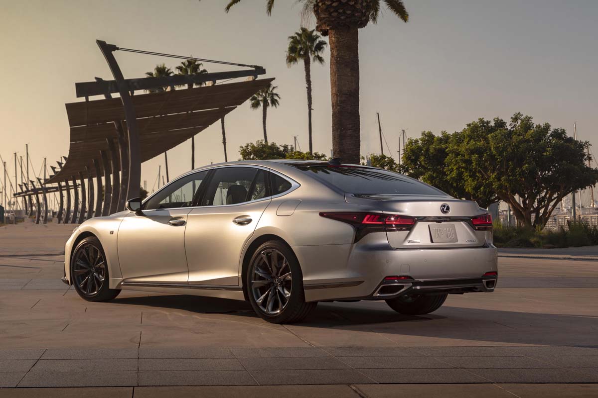 2021 LEXUS LS